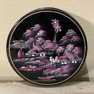 Japanese Lacquer Round Box With Lid